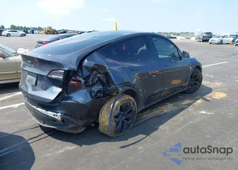 2025 Tesla Model Y Long Range Dual Motor All-Wheel Drive из США, поврежденный, VIN 7SAYGDEDXSA376016